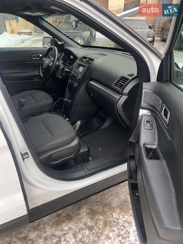 Позашляховик / Кросовер Ford Explorer 2017 в Києві