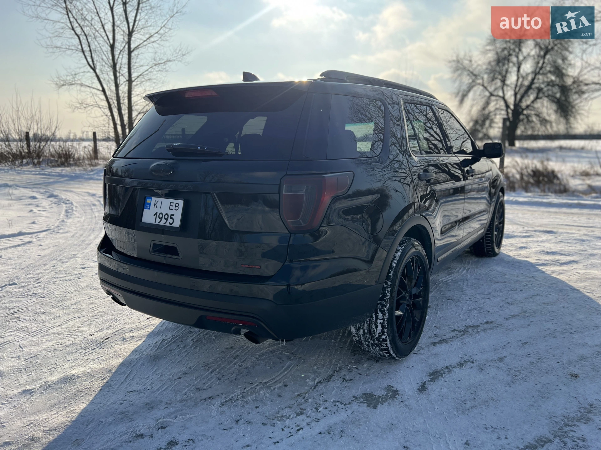 2016 Ford Explorer - мініатюра 5