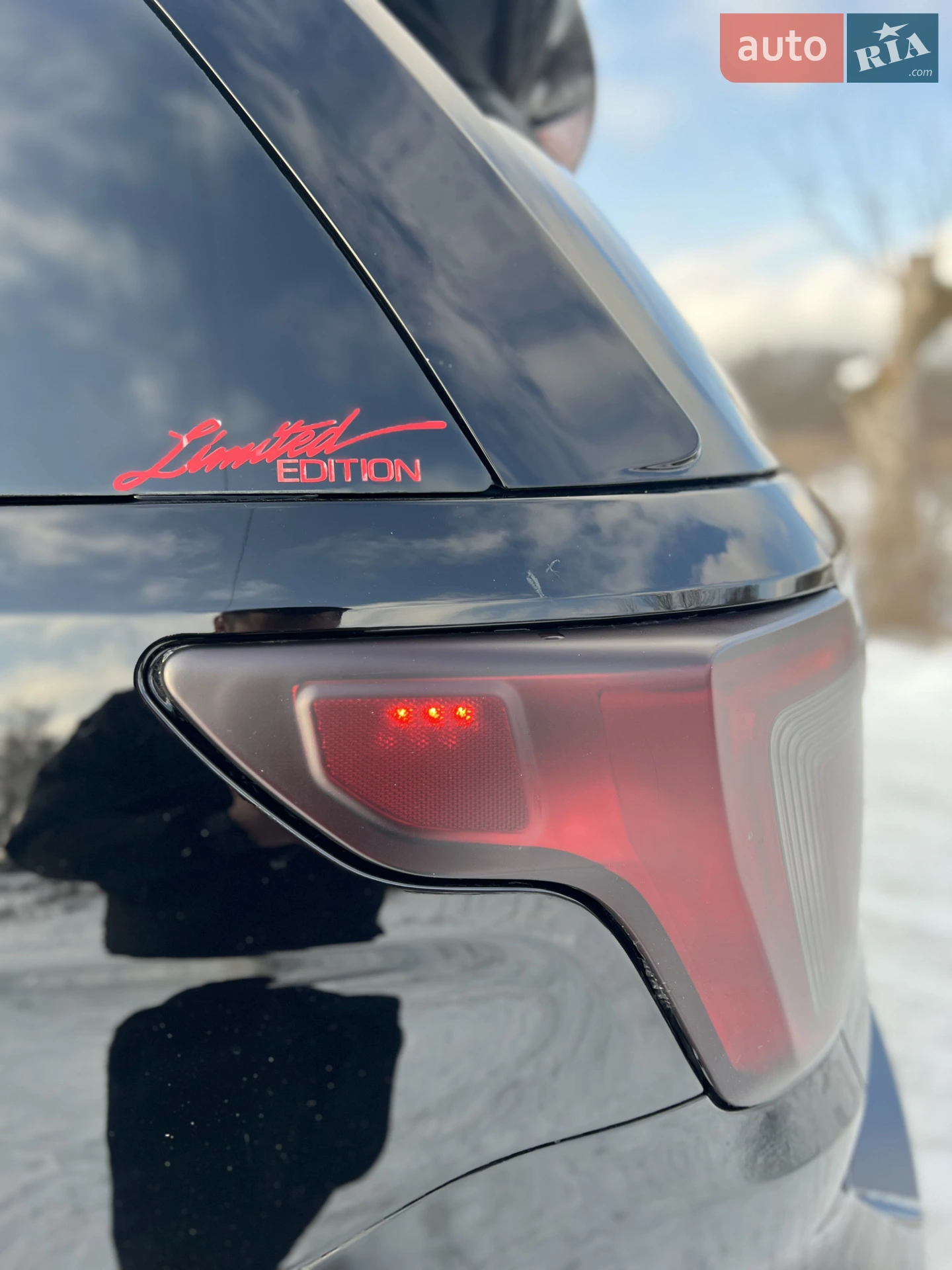 2016 Ford Explorer - мініатюра 18