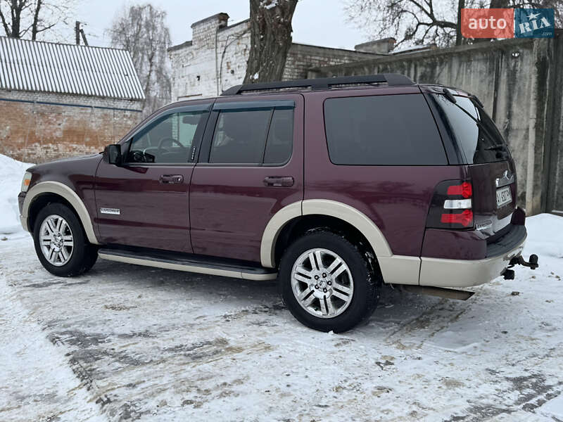 Внедорожник / Кроссовер Ford Explorer 2008 в Лубнах