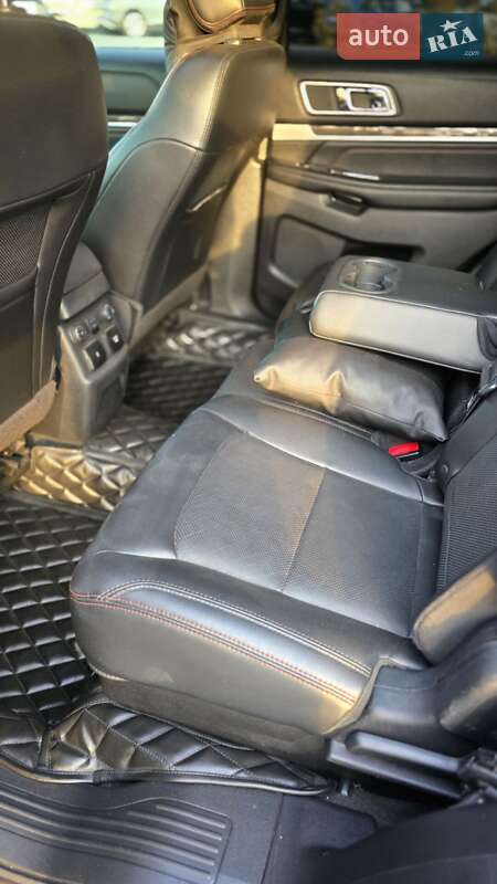 Позашляховик / Кросовер Ford Explorer 2016 в Дніпрі фото 17 Позашляховик / Кросовер Ford Explorer 2016 в Дніпрі