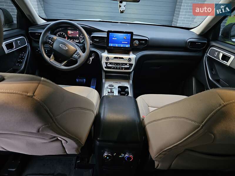 Позашляховик / Кросовер Ford Explorer 2021 в Луцьку