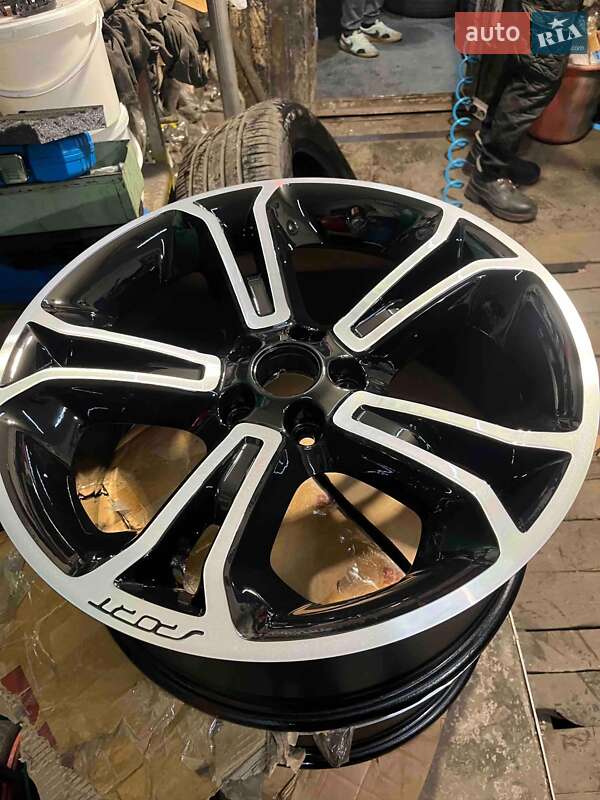 Внедорожник / Кроссовер Ford Explorer 2012 в Балаклее фото 8 Внедорожник / Кроссовер Ford Explorer 2012 в Балаклее