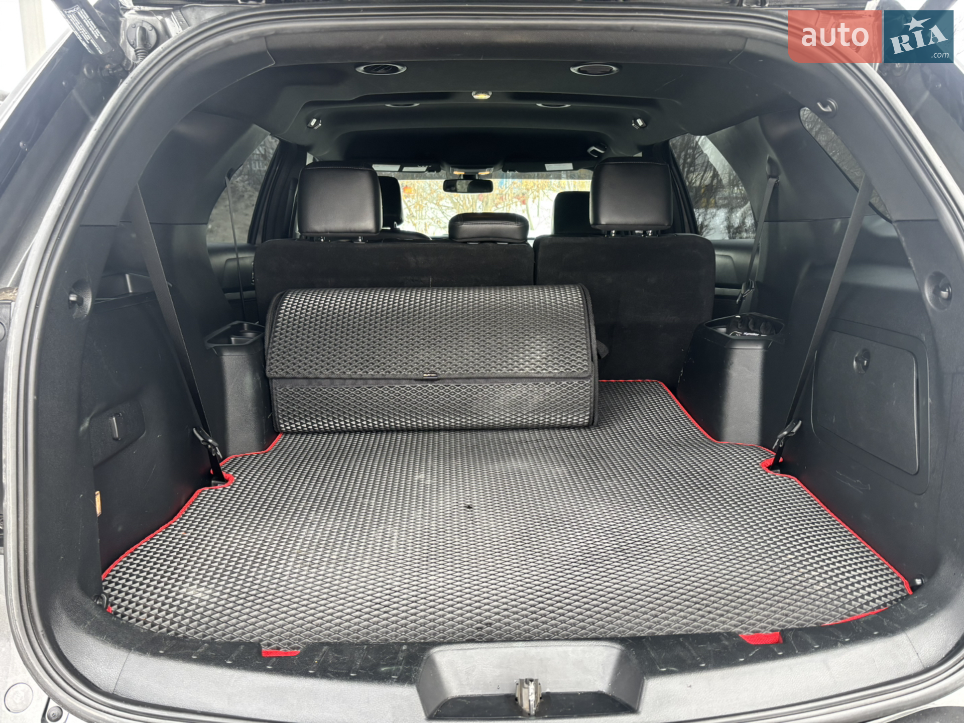 2018 Ford Explorer - мініатюра 5