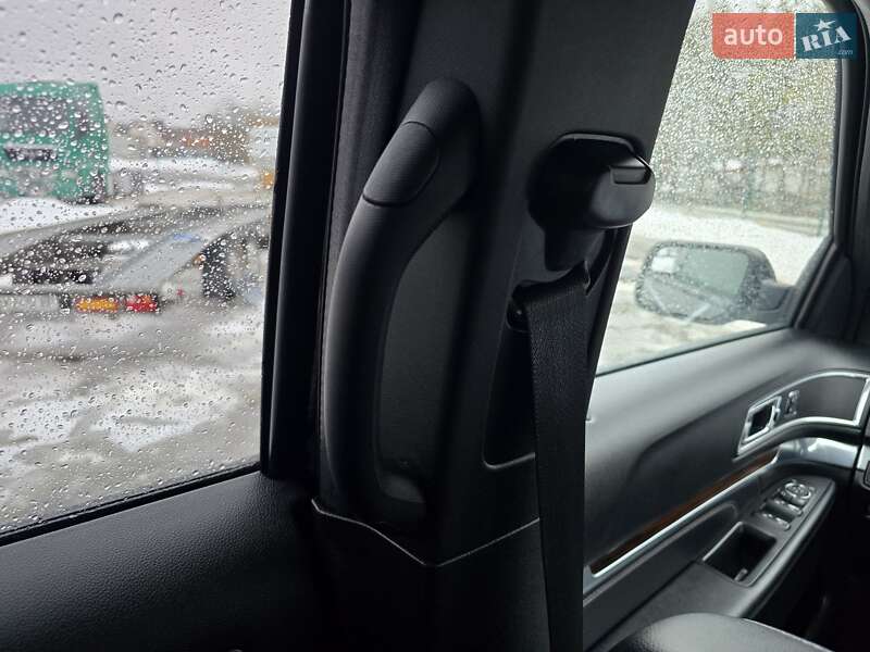 Позашляховик / Кросовер Ford Explorer 2016 в Хмельницькому