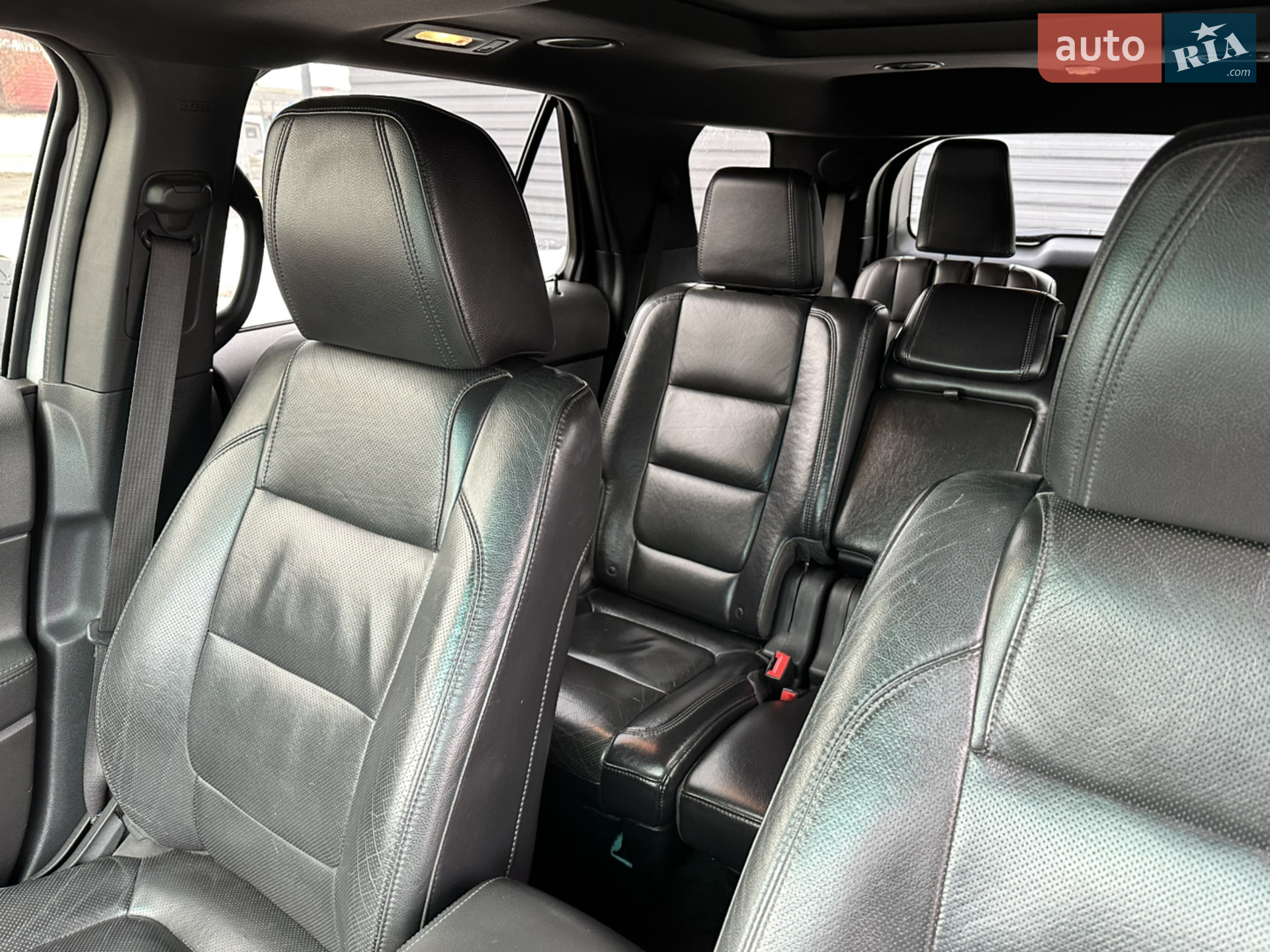 2011 Ford Explorer - мініатюра 7