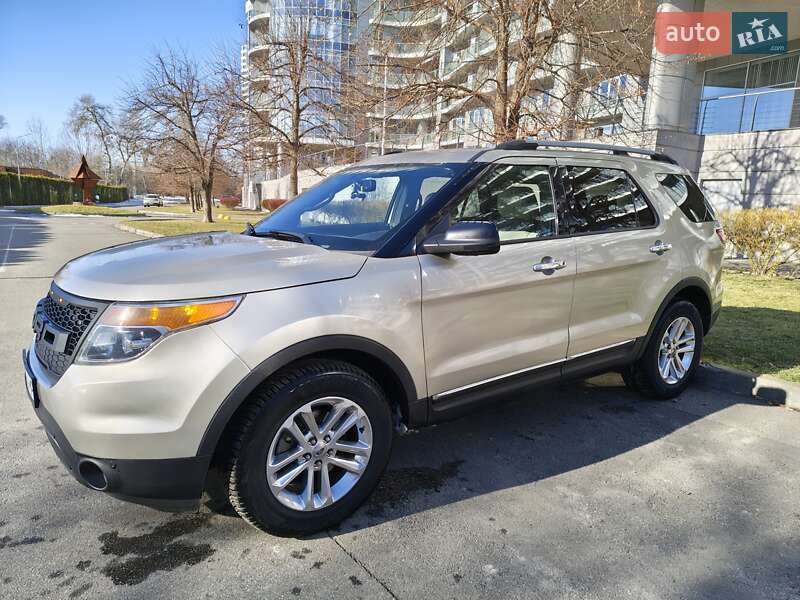 Внедорожник / Кроссовер Ford Explorer 2011 в Киеве