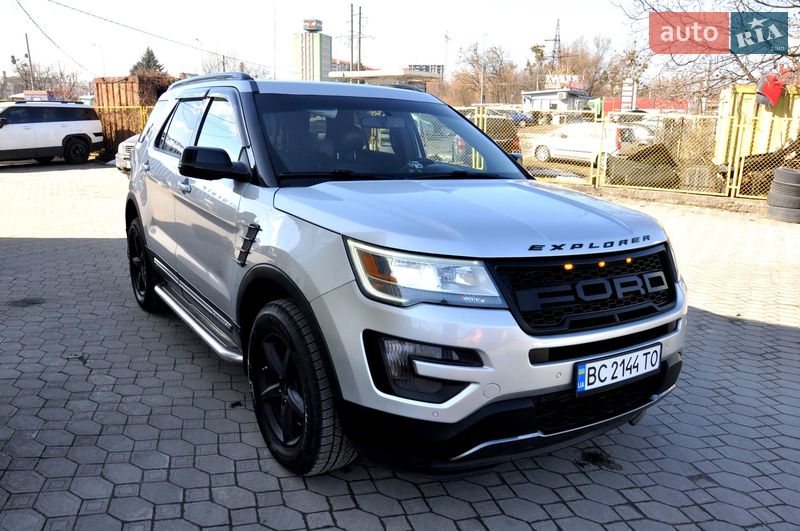 Внедорожник / Кроссовер Ford Explorer 2016 в Львове