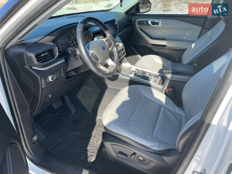 Внедорожник / Кроссовер Ford Explorer 2021 в Чернигове