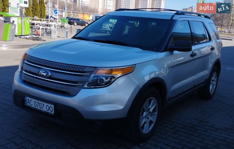 Позашляховик / Кросовер Ford Explorer 2013 в Києві