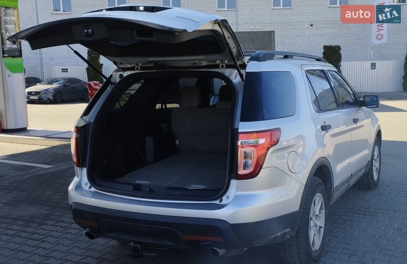 Позашляховик / Кросовер Ford Explorer 2013 в Києві