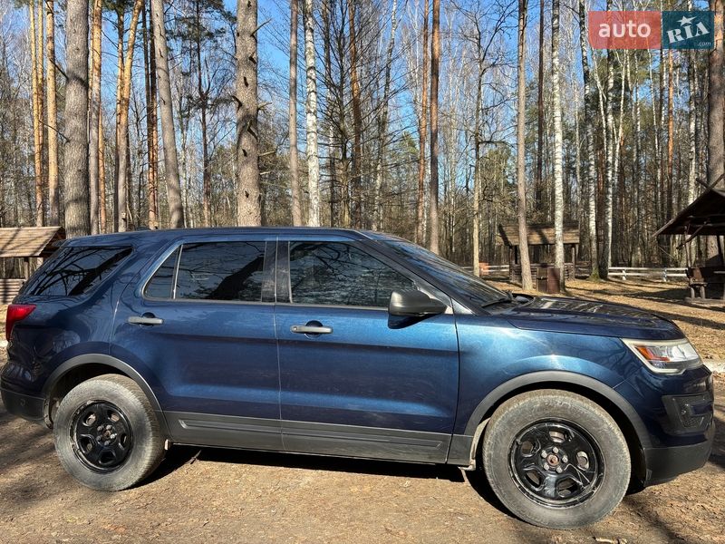 Позашляховик / Кросовер Ford Explorer 2017 в Володимирці