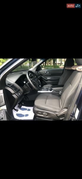 Позашляховик / Кросовер Ford Explorer 2017 в Володимирці