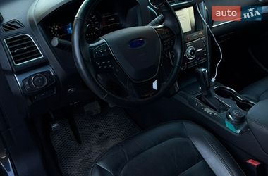Позашляховик / Кросовер Ford Explorer 2017 в Бучі