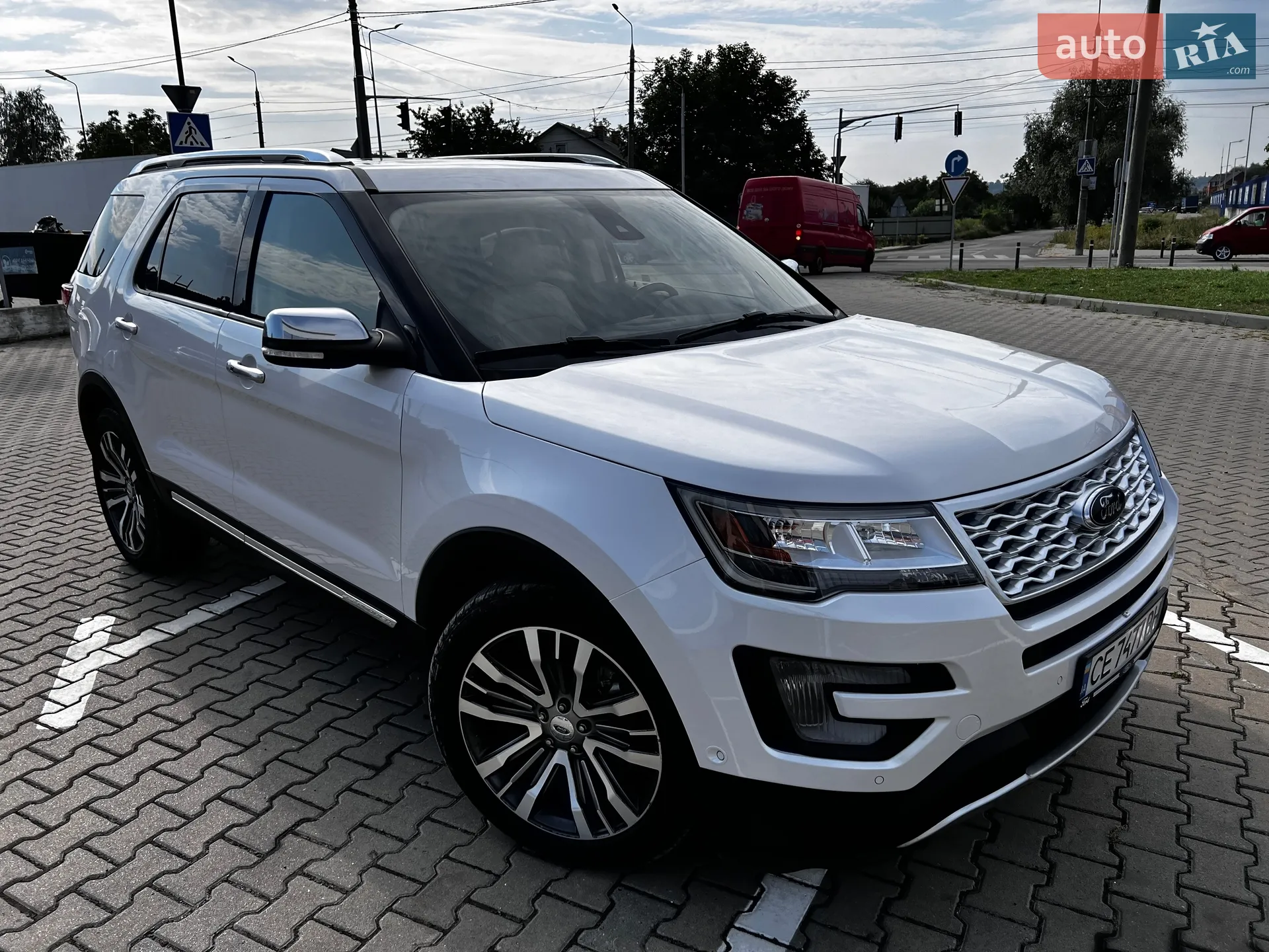 2017 Ford Explorer - мініатюра 3