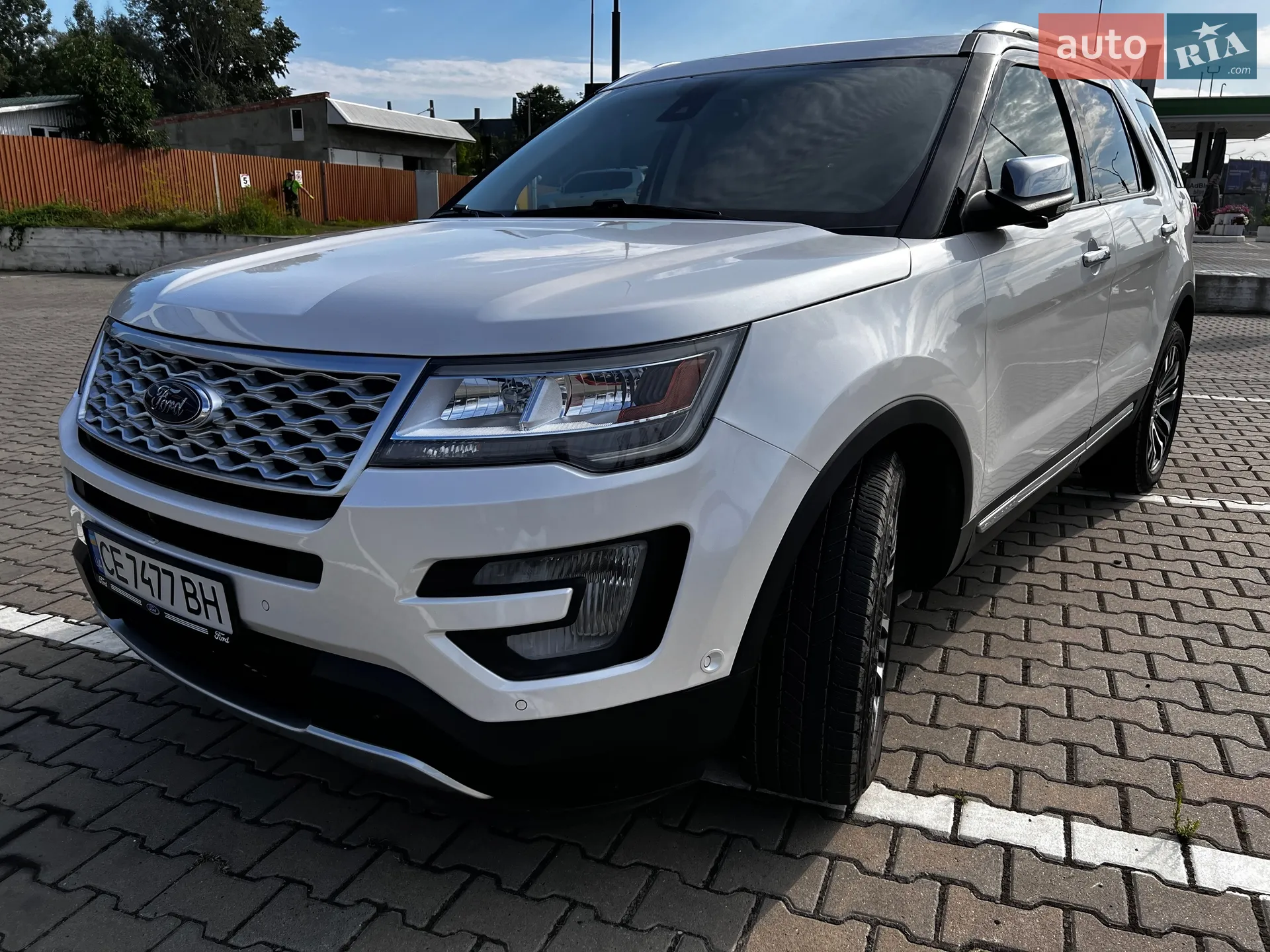 2017 Ford Explorer - мініатюра 5