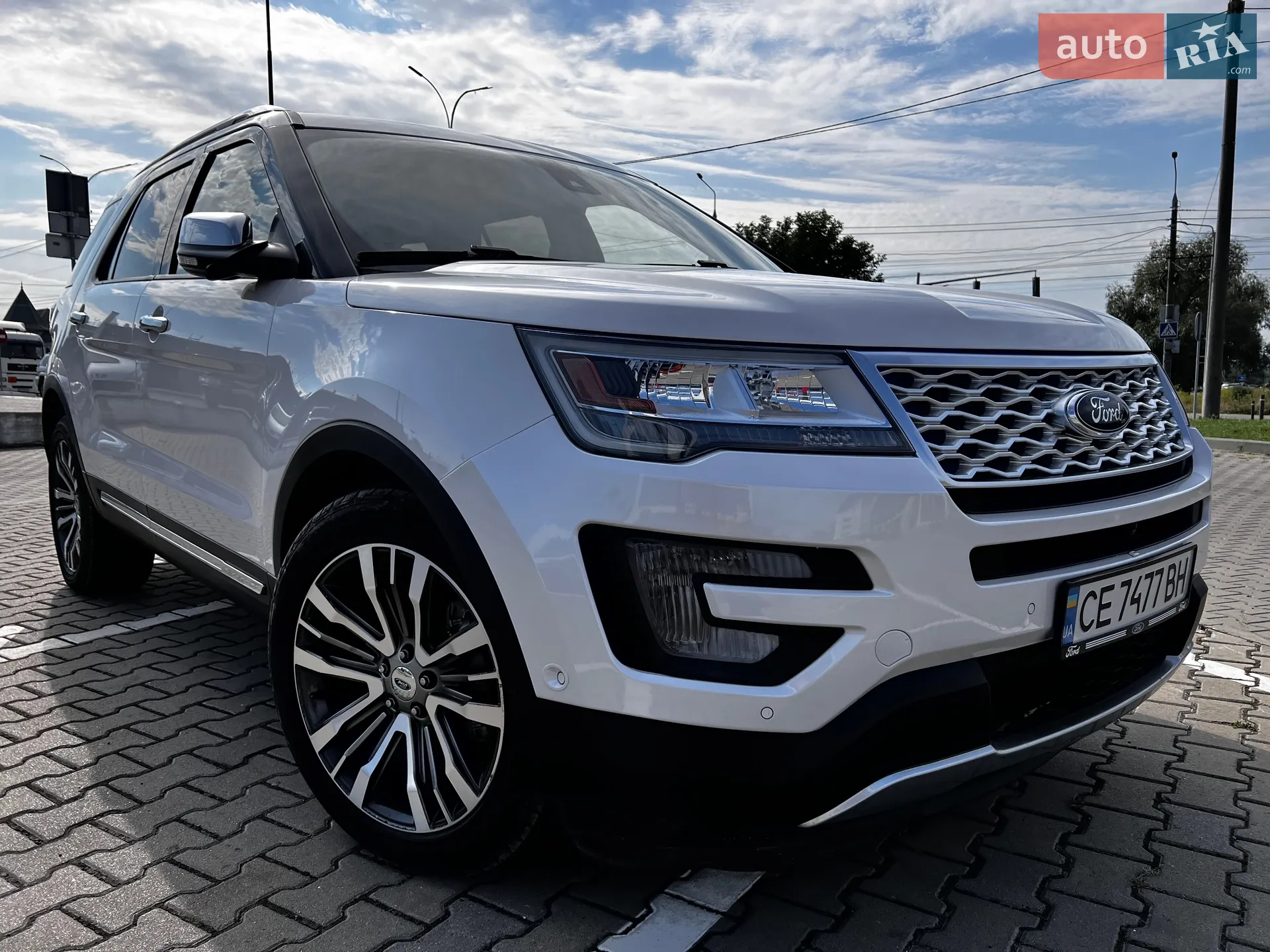 2017 Ford Explorer - мініатюра 6