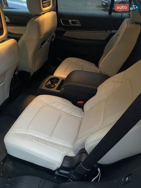 Позашляховик / Кросовер Ford Explorer 2017 в Чернівцях фото 25 Позашляховик / Кросовер Ford Explorer 2017 в Чернівцях