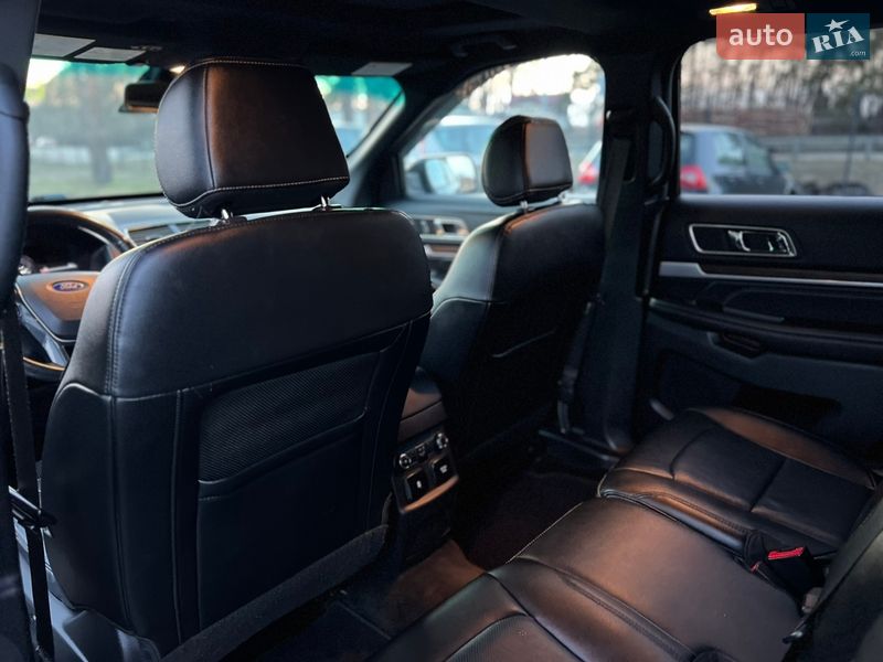 Позашляховик / Кросовер Ford Explorer 2015 в Бродах