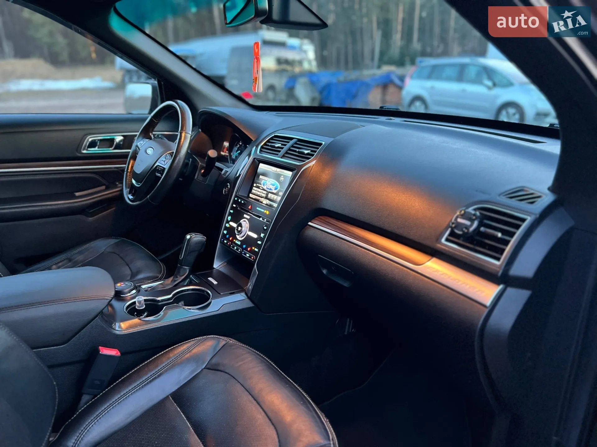 2015 Ford Explorer - мініатюра 55