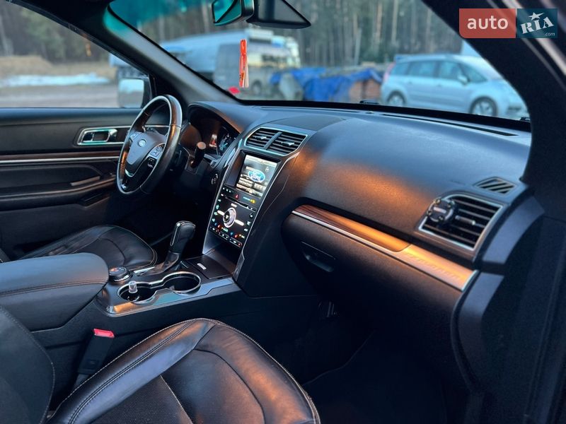 Позашляховик / Кросовер Ford Explorer 2015 в Бродах