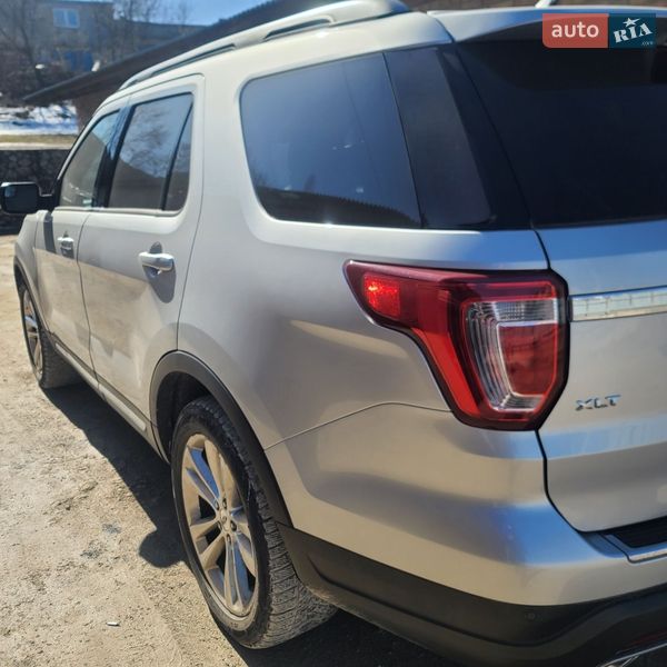 Внедорожник / Кроссовер Ford Explorer 2018 в Тернополе