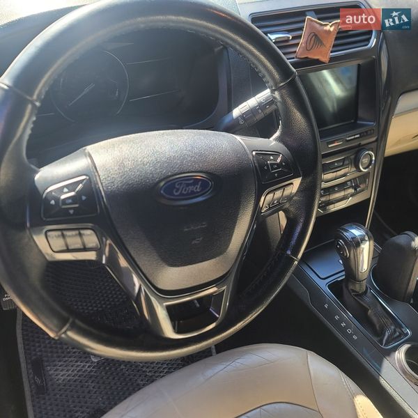 Внедорожник / Кроссовер Ford Explorer 2018 в Тернополе