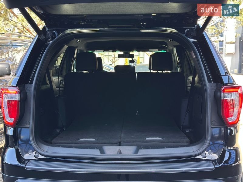 Позашляховик / Кросовер Ford Explorer 2018 в Рівному