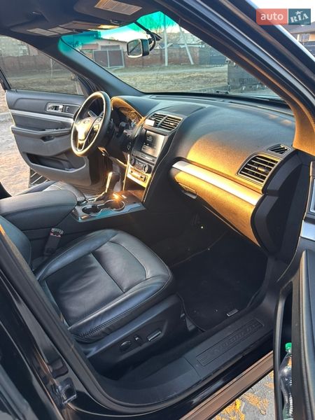 Внедорожник / Кроссовер Ford Explorer 2016 в Ковеле