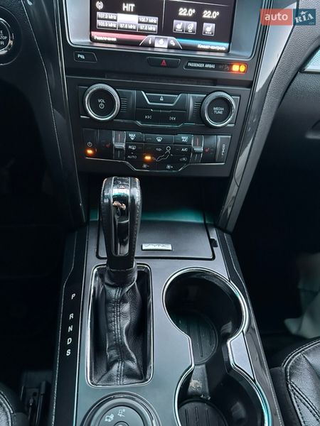 Внедорожник / Кроссовер Ford Explorer 2016 в Ковеле