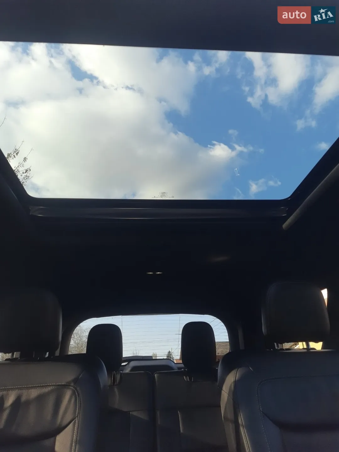 2020 Ford Explorer - мініатюра 14