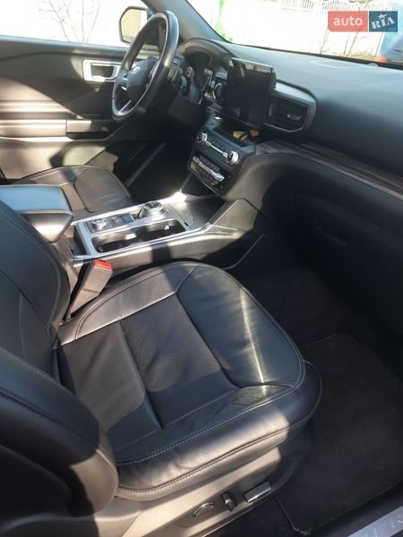Внедорожник / Кроссовер Ford Explorer 2020 в Киеве