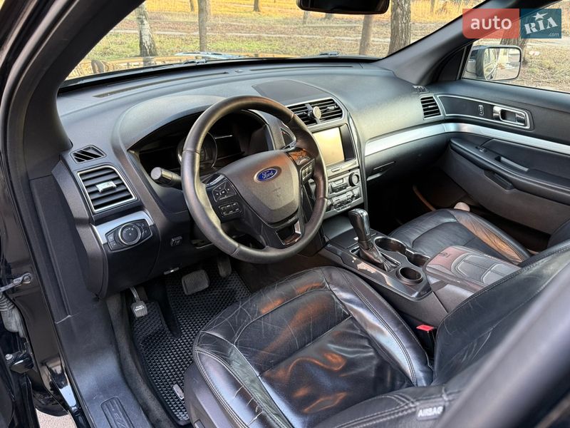 Внедорожник / Кроссовер Ford Explorer 2015 в Киеве