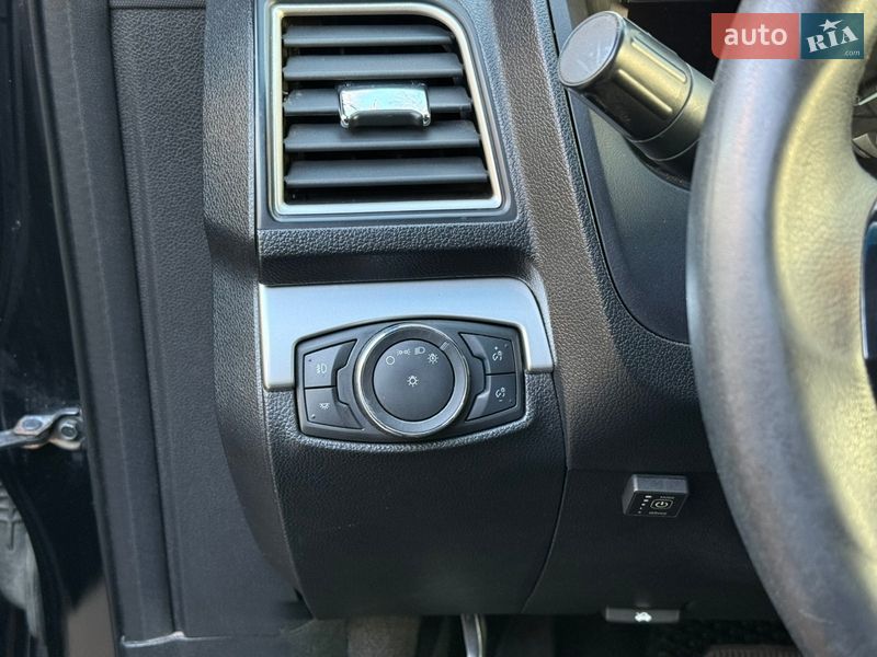 Внедорожник / Кроссовер Ford Explorer 2015 в Киеве