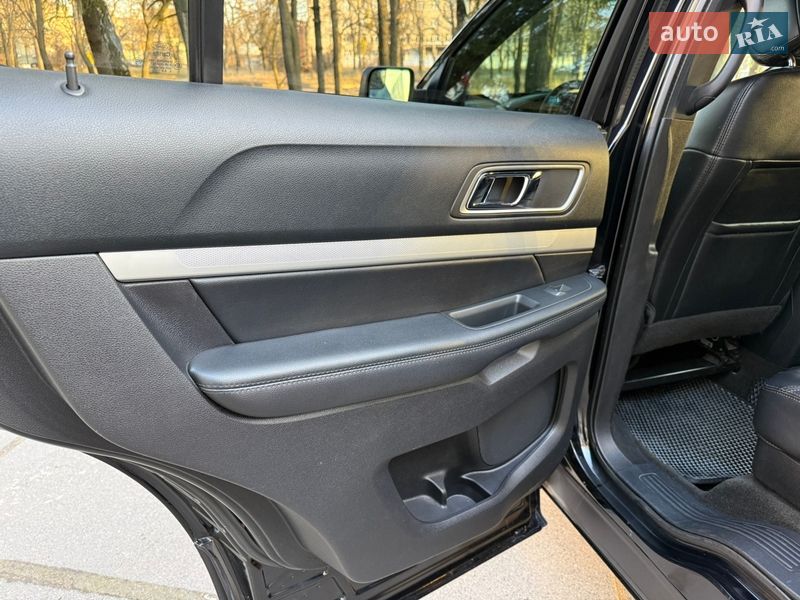 Внедорожник / Кроссовер Ford Explorer 2015 в Киеве
