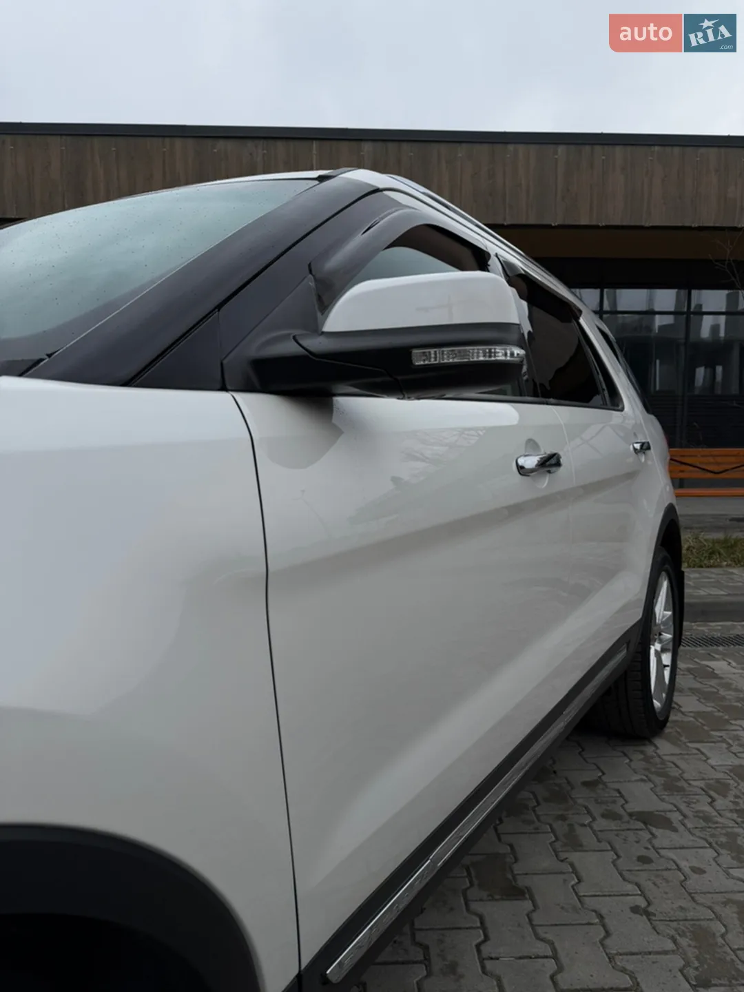 2016 Ford Explorer - мініатюра 30