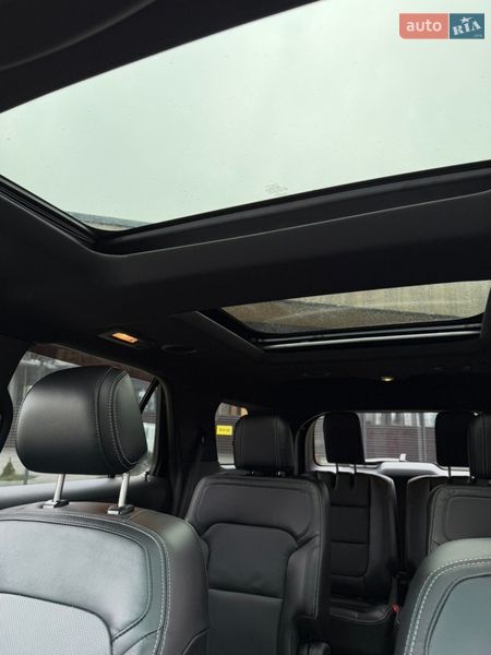 Внедорожник / Кроссовер Ford Explorer 2016 в Черновцах