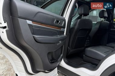 Внедорожник / Кроссовер Ford Explorer 2016 в Черновцах