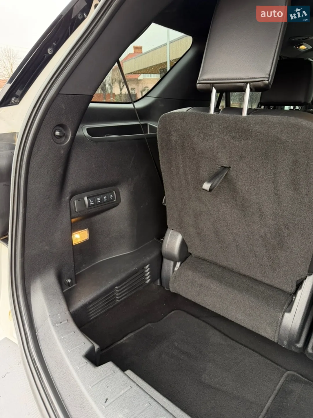 2016 Ford Explorer - мініатюра 48