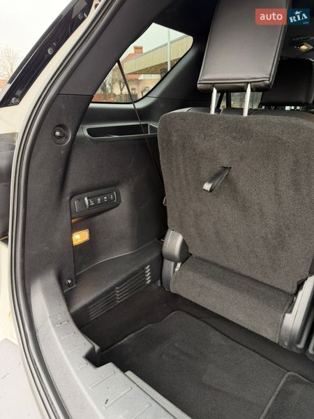 Внедорожник / Кроссовер Ford Explorer 2016 в Черновцах