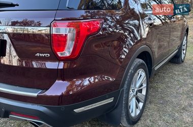 Позашляховик / Кросовер Ford Explorer 2018 в Кременці
