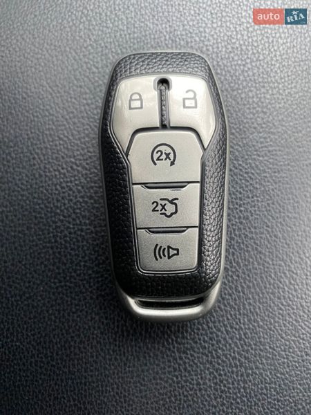 Позашляховик / Кросовер Ford Explorer 2017 в Вінниці