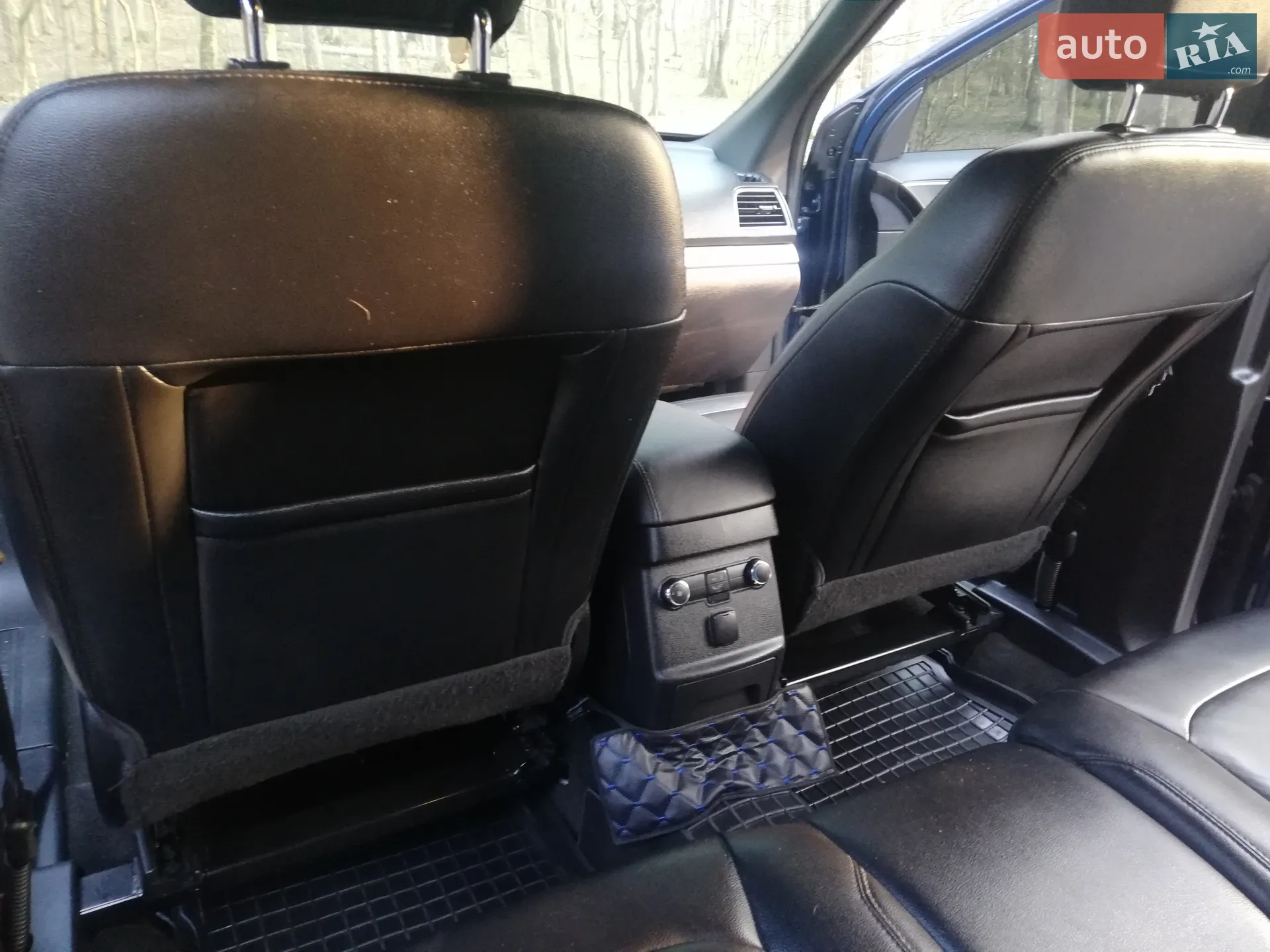 2015 Ford Explorer - мініатюра 25