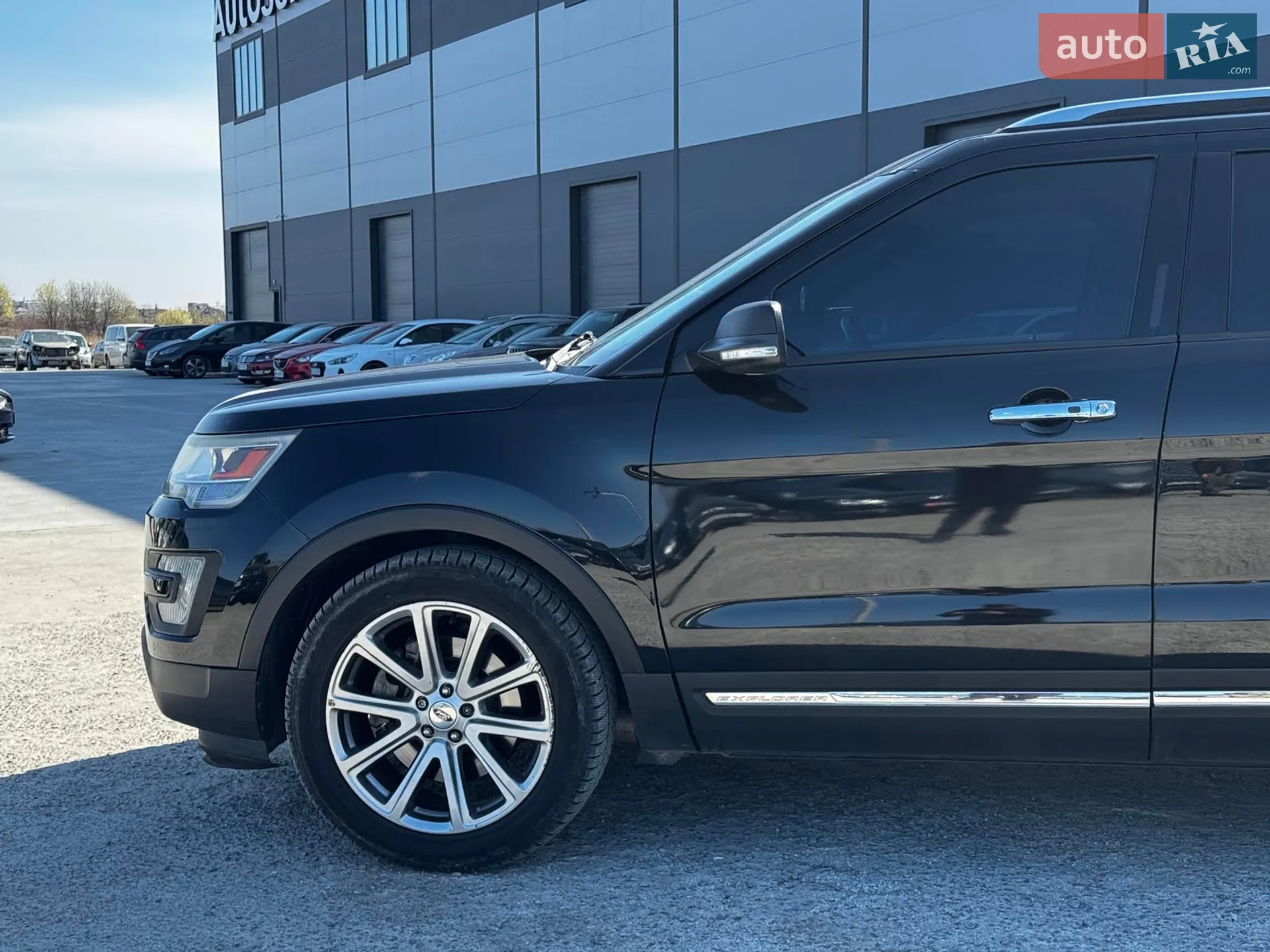 2016 Ford Explorer - мініатюра 11