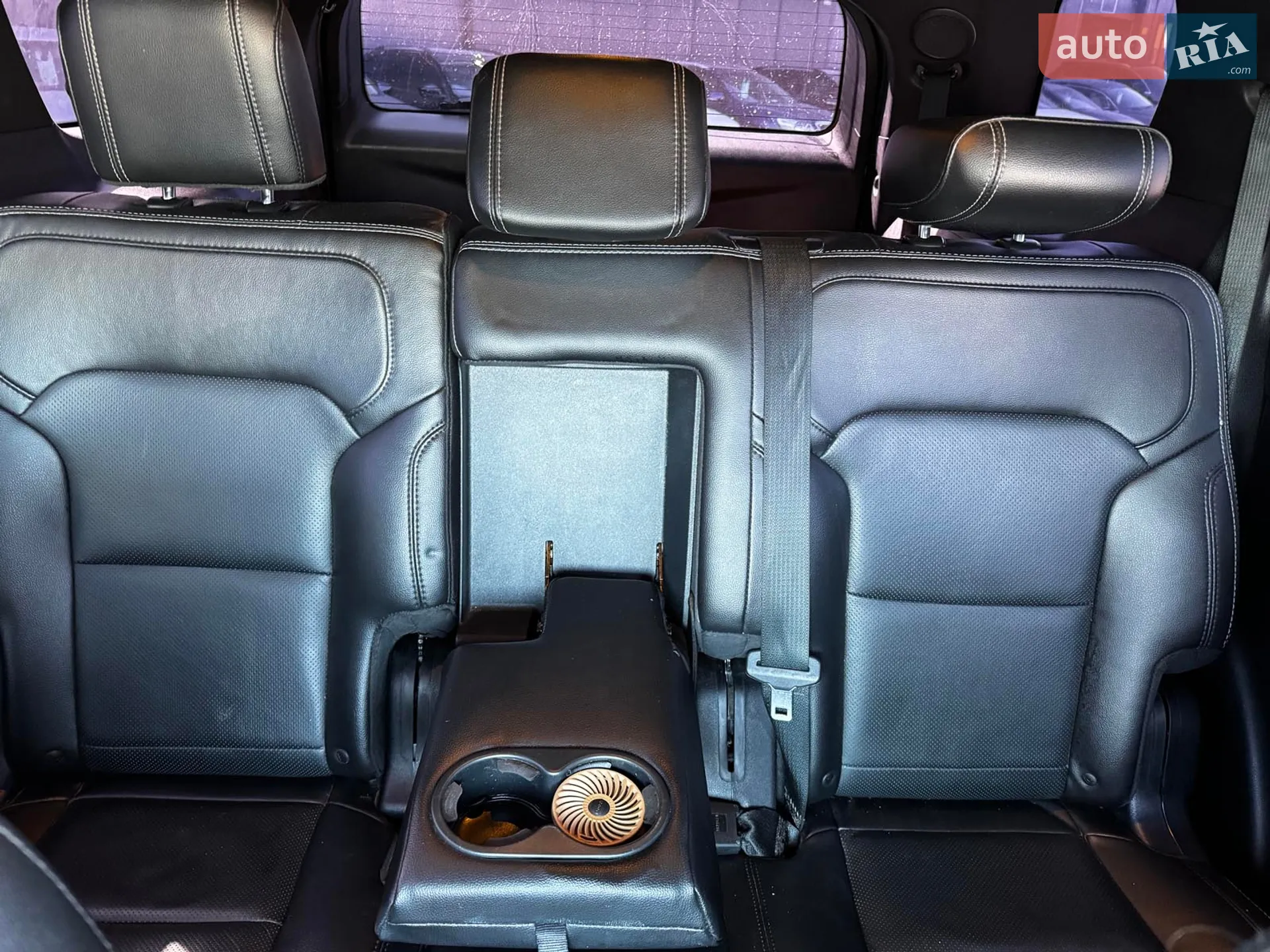 2016 Ford Explorer - мініатюра 24