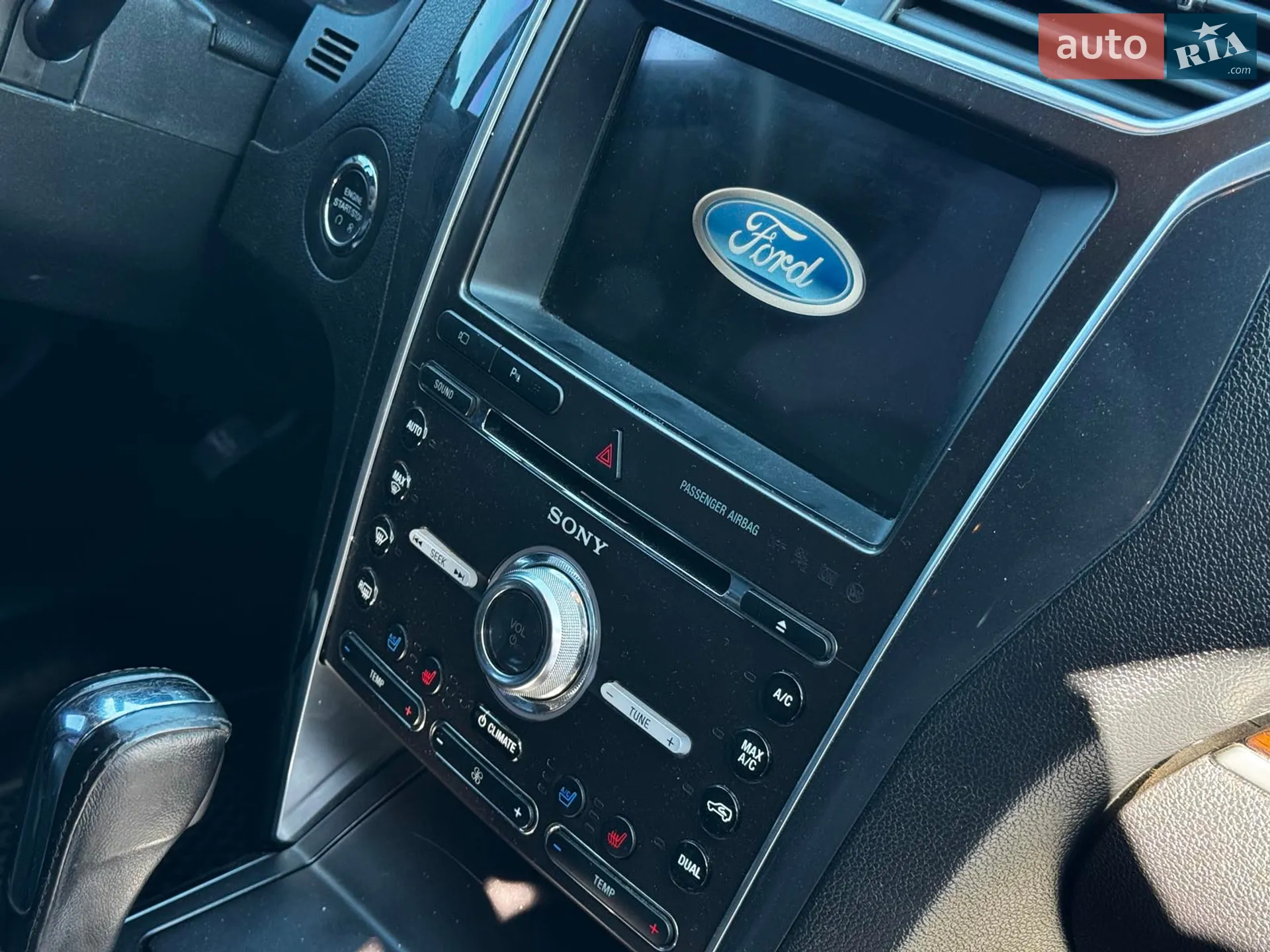 2016 Ford Explorer - мініатюра 33