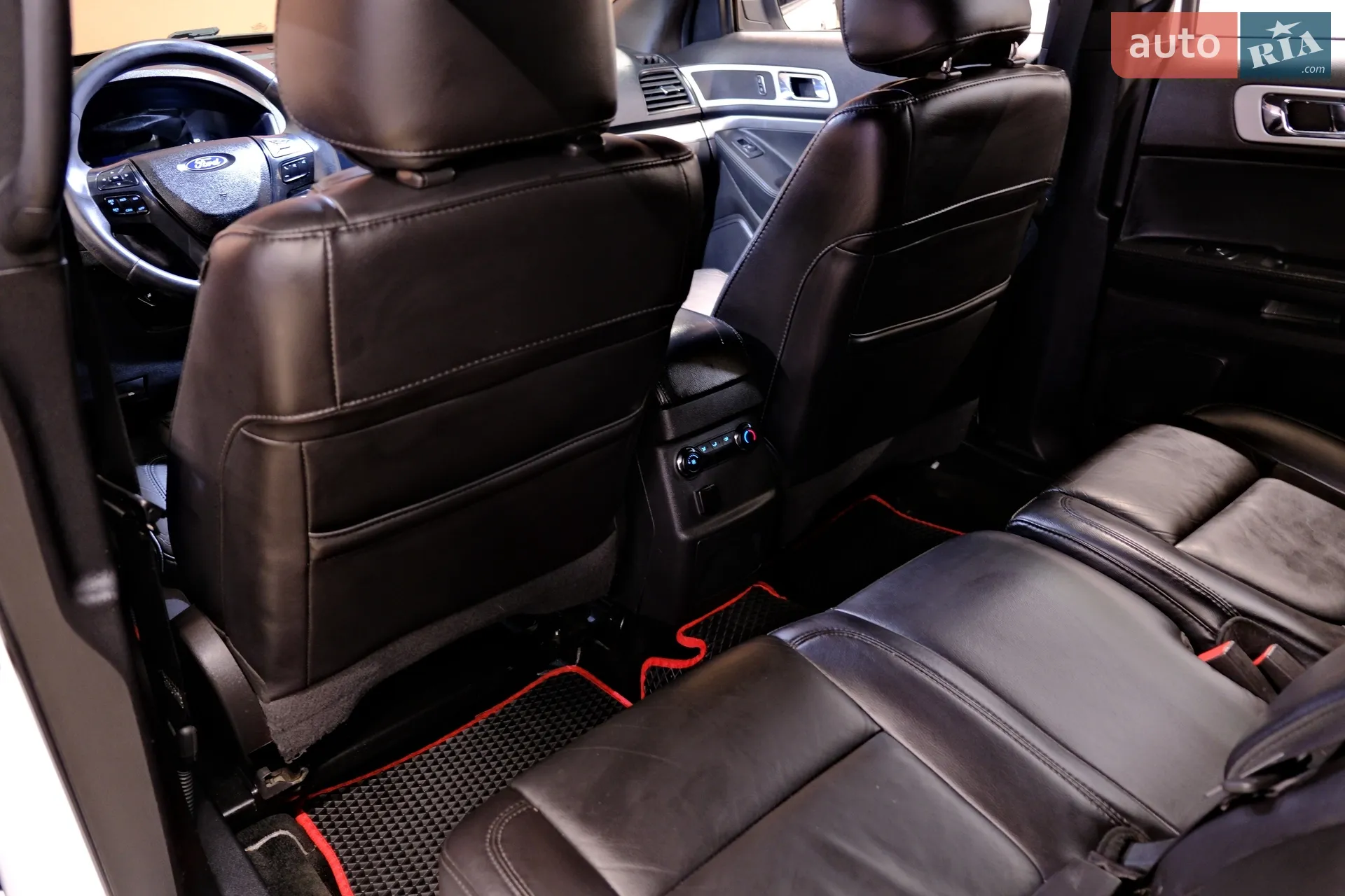 2017 Ford Explorer - мініатюра 29