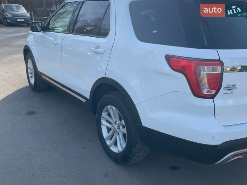 Позашляховик / Кросовер Ford Explorer 2016 в Вінниці