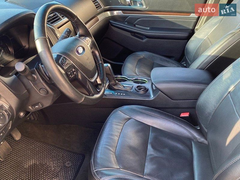 Внедорожник / Кроссовер Ford Explorer 2016 в Киеве