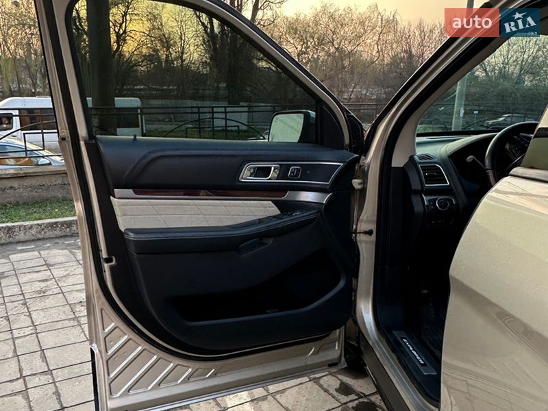 Позашляховик / Кросовер Ford Explorer 2017 в Вінниці фото 18 Позашляховик / Кросовер Ford Explorer 2017 в Вінниці